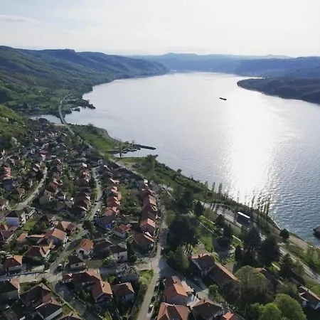 公寓 Andante Tekija (Bor)